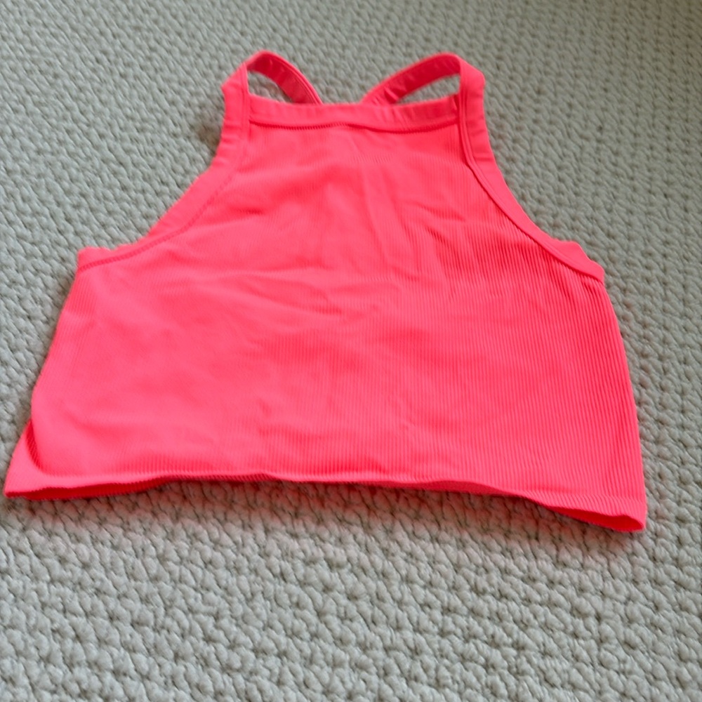 Athletic tank top